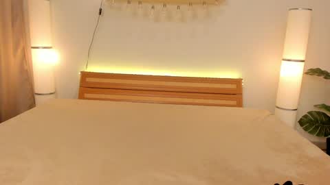 Sati online show from December 5, 10:50 pm