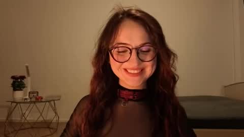 Lori online show from May 10, 8:04 pm