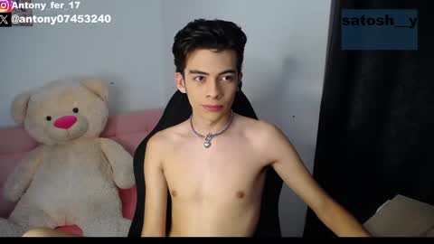 Snapshot of satosh_y chatting on February 11, 2:25 am satosh_y online show from February 11, 2:25 am