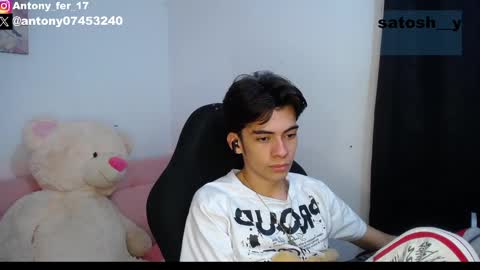 Snapshot of satosh_y chatting on February 2, 12:35 pm satosh_y online show from February 2, 12:35 pm