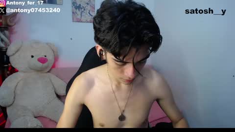 Snapshot of satosh_y chatting on February 4, 3:33 am satosh_y online show from February 4, 3:33 am