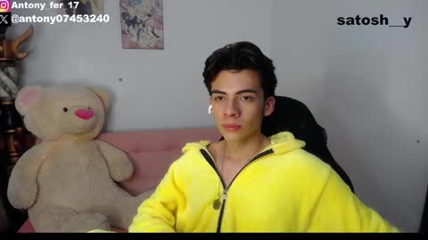 Snapshot of satosh_y chatting on January 31, 2:48 am satosh_y online show from January 31, 2:48 am