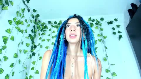 Snapshot of saturno_stone chatting on December 30, 6:53 am Saturnooo online show from December 30, 6:53 am
