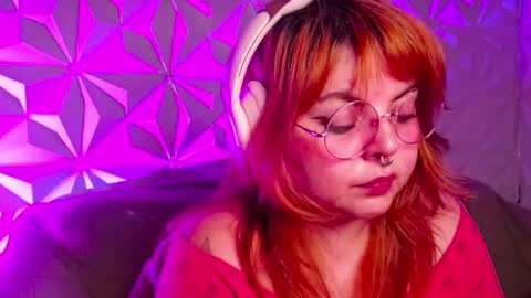 Gina George online show from September 17, 11:41 pm