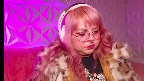 Gina George online show from January 11, 2:39 am