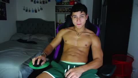 Saulo online show from April 9, 12:14 am