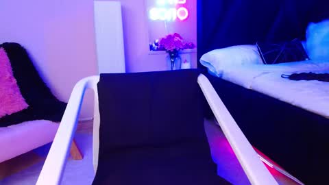 lilith online show from January 17, 4:00 am