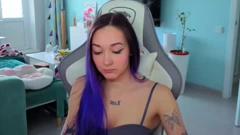 Ariel online show from April 21, 3:35 am