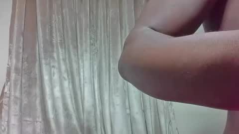 saylich online show from February 8, 5:44 am