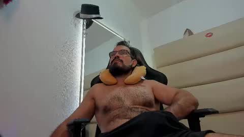 sebastian   muscleman  daddy   the better  latin  lover   online show from November 19, 12:15 pm