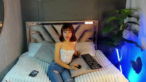 Scaiff online show from March 11, 12:30 pm