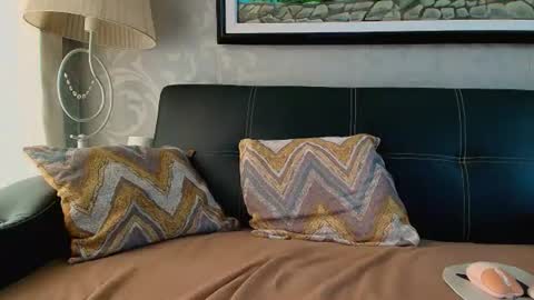 scarlett. online show from July 10, 2:27 am
