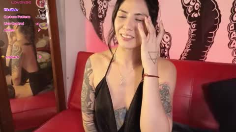 Snapshot of scarlet__perverted chatting on September 25, 9:05 am Explicit Content online show from September 25, 9:05 am