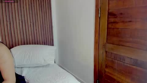 scarlet__rose_ online show from June 22, 6:59 pm