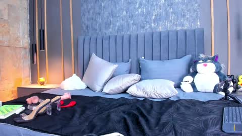 Snapshot of scarlet_evans1 chatting on October 4, 1:36 am Maria online show from October 4, 1:36 am