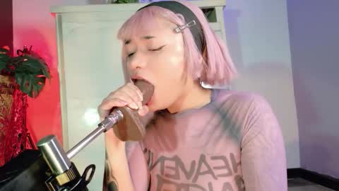 scarlet_gold online show from February 20, 5:07 am