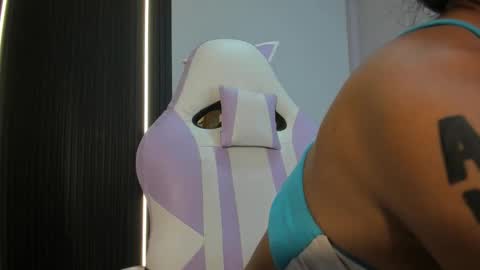 scarlet_vixen_ online show from February 1, 12:46 pm