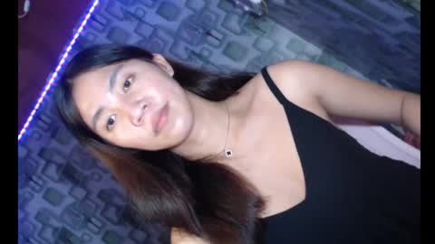 Snapshot of scarlet_xx69 chatting on October 15, 6:53 pm scarlet_xx69 online show from October 15, 6:53 pm