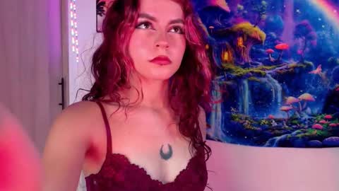 Scarlet online show from December 3, 2:51 pm