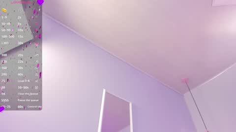 Snapshot of scarletgv chatting on March 3, 10:38 am Scarlet online show from March 3, 10:38 am