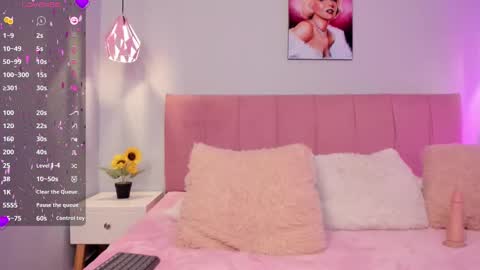 Snapshot of scarletgv chatting on February 26, 7:34 am Scarlet online show from February 26, 7:34 am