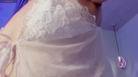 Scarlet  online show from November 8, 5:21 am