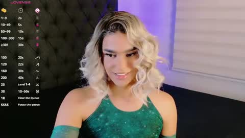 scarleth_sweety online show from June 19, 1:00 am
