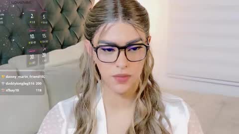 scarleth_sweety online show from February 13, 2:04 am