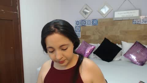 Snapshot of scarletlevis chatting on September 17, 9:57 am scarlet online show from September 17, 9:57 am