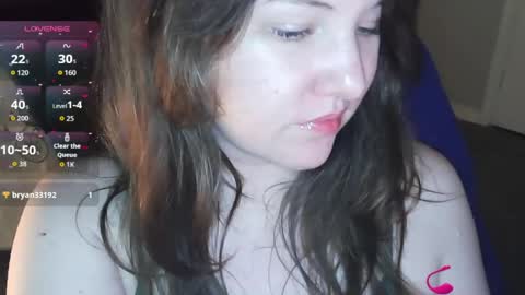 ScarletMaroon online show from May 24, 8:43 am
