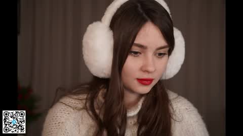 Scarlet online show from December 21, 7:20 pm