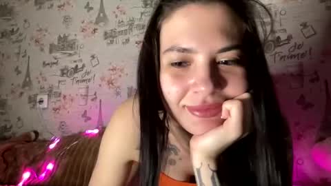 Snapshot of scarletpetal chatting on February 3, 3:27 pm scarletpetal online show from February 3, 3:27 pm