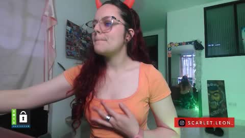 Snapshot of scarlett77_ chatting on October 10, 9:41 pm Scarletland welcome online show from October 10, 9:41 pm