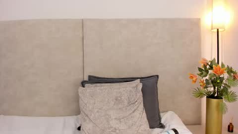 Scarlett  online show from February 4, 6:50 am