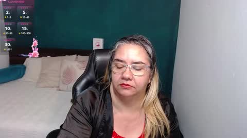 Snapshot of scarlett_duboi1 chatting on March 7, 5:07 am Scarlett online show from March 7, 5:07 am