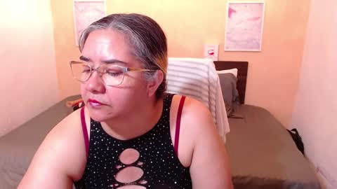 Snapshot of scarlett_duboi1 chatting on December 21, 11:34 pm Scarlett online show from December 21, 11:34 pm