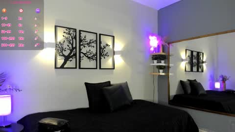 Scarlett Johs online show from November 11, 12:07 pm