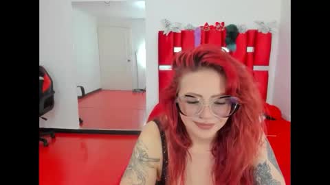 scarlett_red_11 online show from May 12, 4:27 pm