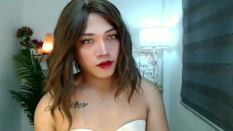    online show from October 22, 10:51 am