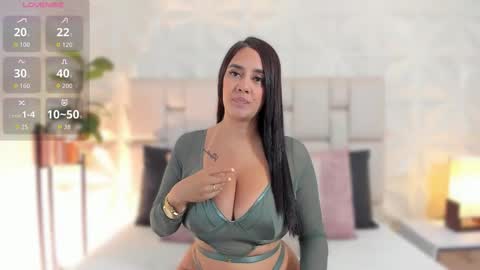 Snapshot of scarlettadams__ chatting on October 10, 12:22 pm online show from October 10, 12:22 pm