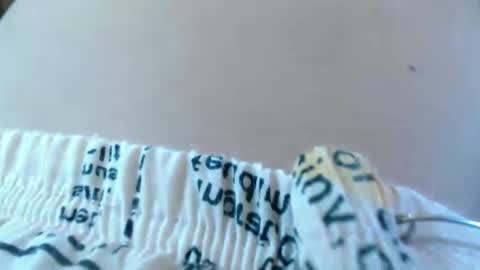 YOUR GIRLFRIEND online show from November 5, 1:13 pm