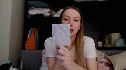 Snapshot of scarlettford chatting on September 24, 1:18 pm Scarlett online show from September 24, 1:18 pm