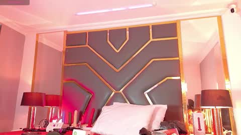 Scarlett Hot online show from February 3, 12:09 pm