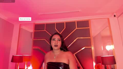 Snapshot of scarletthott1 chatting on September 18, 11:58 am Scarlett Hot online show from September 18, 11:58 am