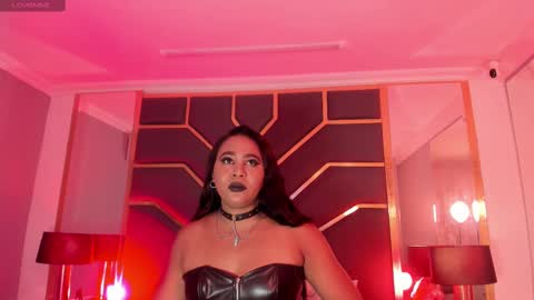 Snapshot of scarletthott1 chatting on October 1, 12:04 pm Scarlett Hot online show from October 1, 12:04 pm