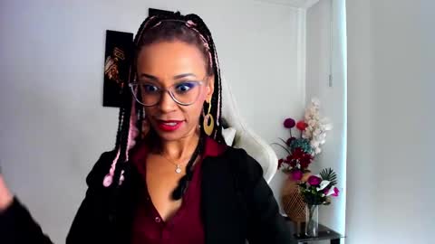 Snapshot of scarlettmalbec chatting on February 20, 8:47 pm Scarlett online show from February 20, 8:47 pm