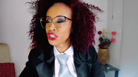Snapshot of scarlettmalbec chatting on September 18, 9:41 pm Scarlett online show from September 18, 9:41 pm