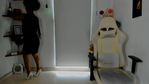 Snapshot of scarlettmalbec chatting on January 8, 7:56 pm Scarlett online show from January 8, 7:56 pm