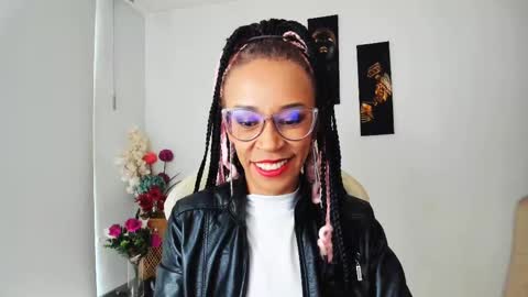 Snapshot of scarlettmalbec chatting on February 17, 8:27 pm Scarlett online show from February 17, 8:27 pm