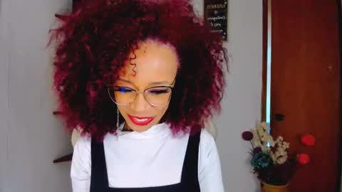 Snapshot of scarlettmalbec chatting on September 30, 9:36 pm Scarlett online show from September 30, 9:36 pm